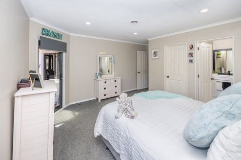 Photo of property in 66 Ayrshire Drive, Grandview Heights, Hamilton, 3200