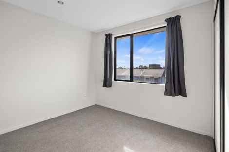 Photo of property in 90c Mathesons Road, Phillipstown, Christchurch, 8011