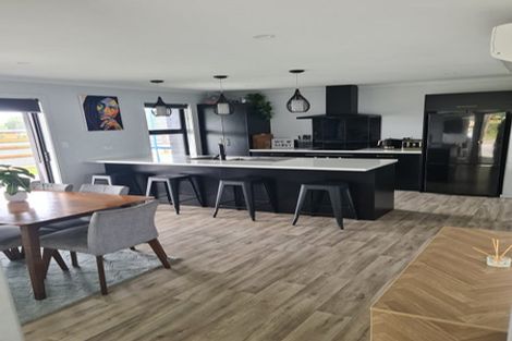 Photo of property in 56 Macloughlin Drive, Te Puke, 3119