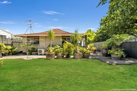 Photo of property in 146a Parkhurst Road, Parakai, 0830