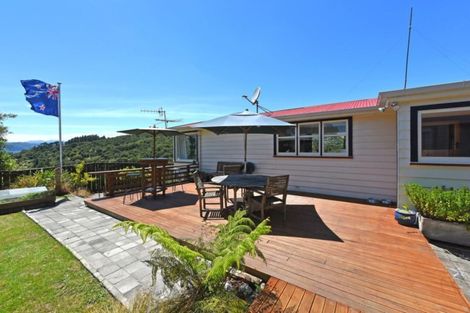 Photo of property in 12 Wyndham Road, Pinehaven, Upper Hutt, 5019