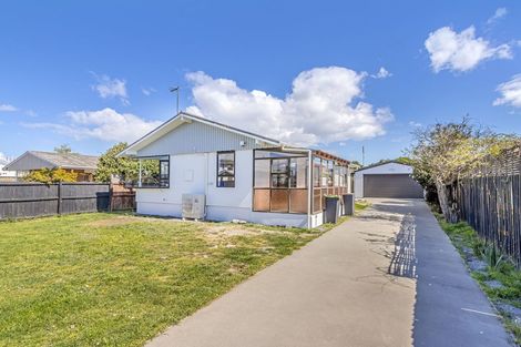 Photo of property in 5 Lamorna Road, Parklands, Christchurch, 8083
