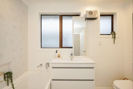 Photo of property in 86 Edinburgh Crescent, Waikiwi, Invercargill, 9810