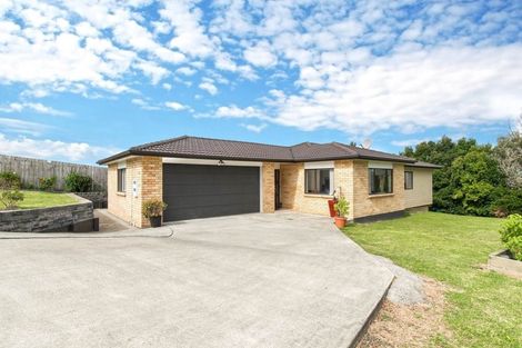 Photo of property in 20 Gordon Stanley Drive, Massey, Auckland, 0614