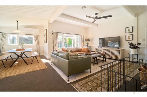 Photo of property in 260 Talbot Street, Geraldine, 7930