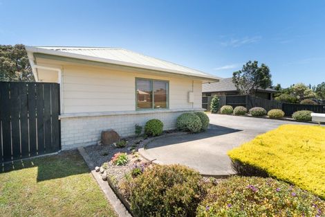 Photo of property in 20 Parnell Heights Drive, Kelvin Grove, Palmerston North, 4414