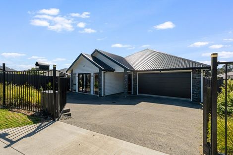 Photo of property in 13 Pukemarino Road, Waimauku, 0812