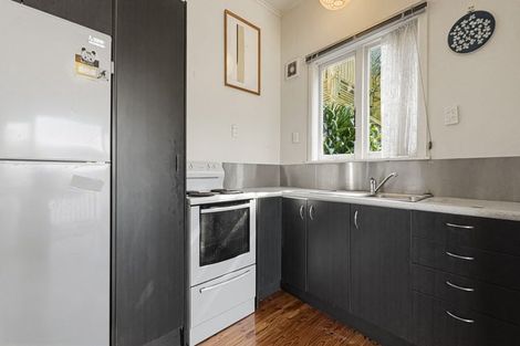Photo of property in 108 Maida Vale Road, Roseneath, Wellington, 6011