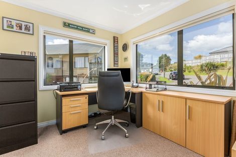 Photo of property in 22 Port Lane, Whitby, Porirua, 5024