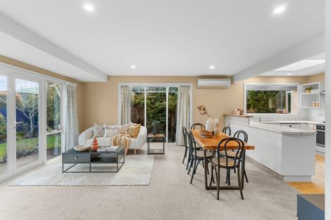 Photo of property in 20 Highfield Place, Avonhead, Christchurch, 8042