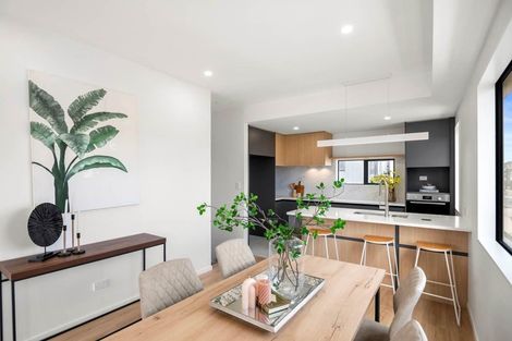 Photo of property in 19 Papatahi Lane, Flat Bush, Auckland, 2019