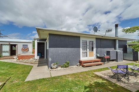 Photo of property in 1 Blenheim Place, Feilding, 4702