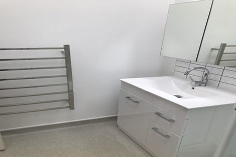 Photo of property in The Villas, 14/33 Hobson Street, Thorndon, Wellington, 6011