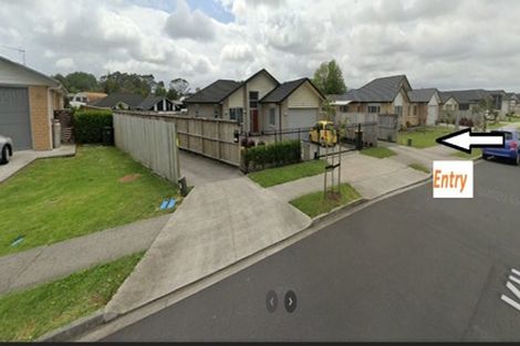 Photo of property in 16 Kilmacrennan Drive, Rosehill, Papakura, 2113