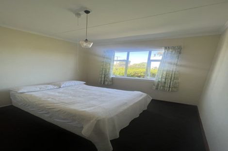 Photo of property in 62 Gisborne Terrace, Opunake, 4616