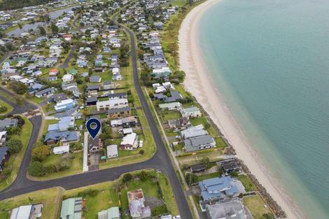 Photo of property in 3a Oyster Drive, Cooks Beach, Whitianga, 3591