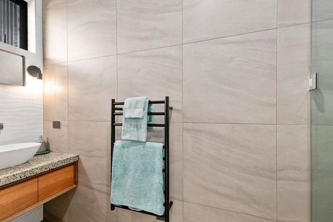 Photo of property in 14 Hamblyn Street, Strandon, New Plymouth, 4312