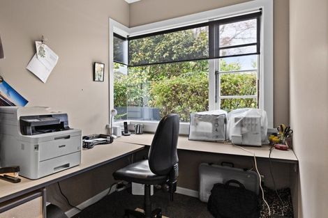 Photo of property in 19 Simla Avenue, Havelock North, 4130