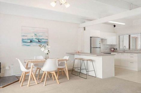 Photo of property in 2/22 Marr Road, Manurewa, Auckland, 2102