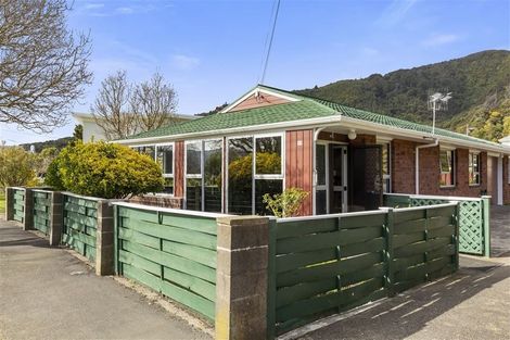 Photo of property in 1/11 Hayward Terrace, Waiwhetu, Lower Hutt, 5010