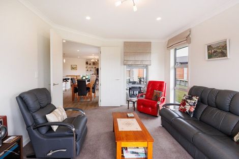 Photo of property in 8 Hanalin Drive, Marton, 4710