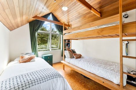 Photo of property in 38 Grand View Road, Leigh, 0985