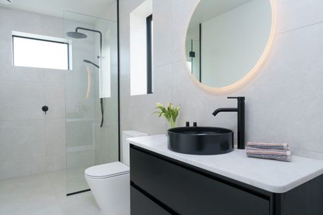 Photo of property in 30 Carrickmore Crescent, Wanaka, 9305