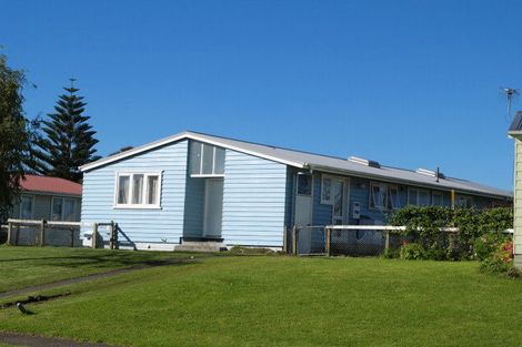 Photo of property in 4 Winthrop Way, Mangere East, Auckland, 2024