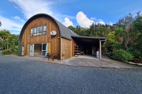 Photo of property in 6 Tanah Merah Drive, Papakura, 2110