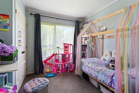 Photo of property in 2 Tavarnya Way, Patumahoe, Pukekohe, 2679