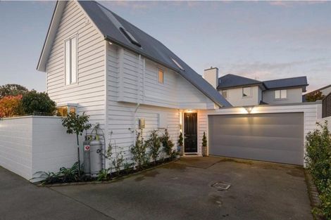 Photo of property in 1/34 Aikmans Road, Merivale, Christchurch, 8014