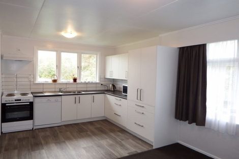 Photo of property in 1 Oaklea Avenue, Marton, 4710