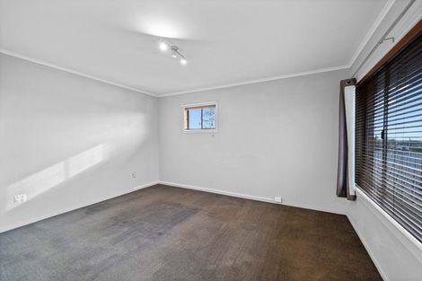 Photo of property in 17 Red Hill Road, Red Hill, Papakura, 2110