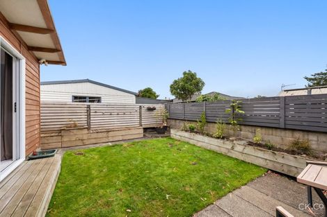 Photo of property in 4/12 Poplar Grove, Ebdentown, Upper Hutt, 5018