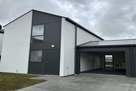 Photo of property in 5 Wheatsheaf Lane, Heathcote Valley, Christchurch, 8022