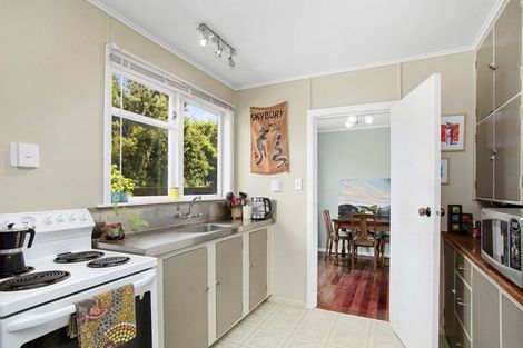 Photo of property in 73 Godley Street, Waiwhetu, Lower Hutt, 5010