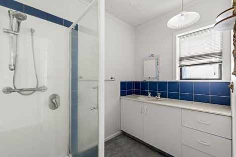 Photo of property in 85 Gloucester Street, Greenmeadows, Napier, 4112