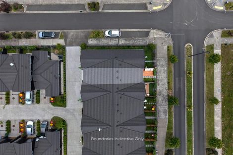 Photo of property in 54 Papatupu Way, Kumeu, 0810