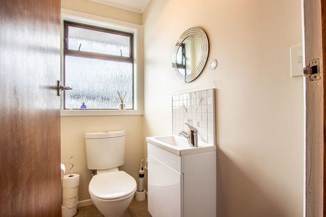 Photo of property in 49 Walton Road, Paraparaumu Beach, Paraparaumu, 5032