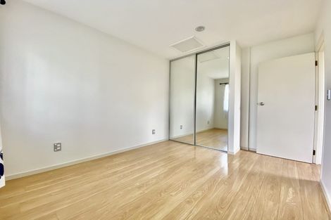 Photo of property in 1/97 View Road, Henderson, Auckland, 0612