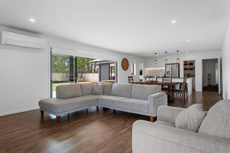 Photo of property in 69b Hilton Drive, Amberley, 7410