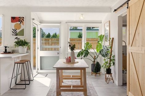 Photo of property in 4 Kent Street, Kingston, Athol, 9793