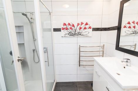 Photo of property in 6 Debra Way, Karori, Wellington, 6012