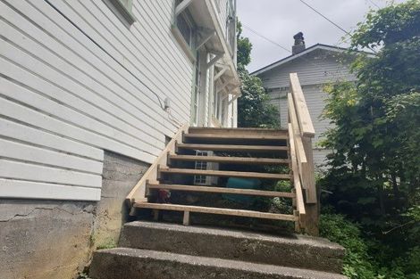 Photo of property in 164 Glenmore Street, Northland, Wellington, 6012