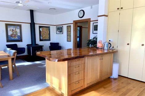 Photo of property in 100 Hawke Street, New Brighton, Christchurch, 8083