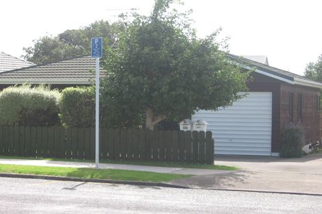 Photo of property in 1/167 Shakespeare Road, Milford, Auckland, 0620