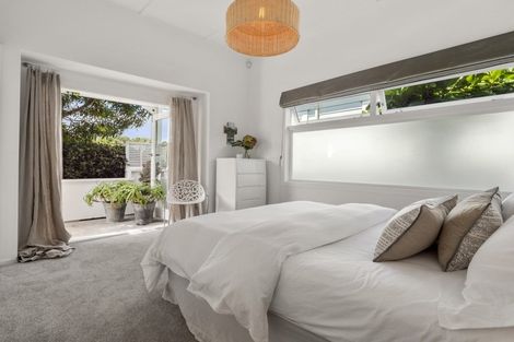 Photo of property in 28 Regina Street, Westmere, Auckland, 1022