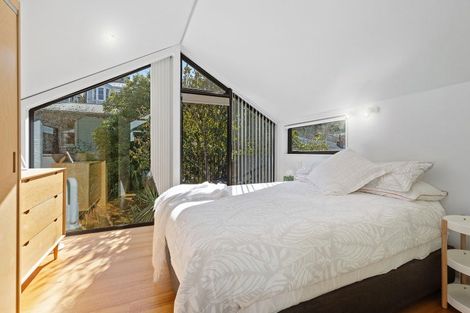 Photo of property in 108 Aro Street, Aro Valley, Wellington, 6021