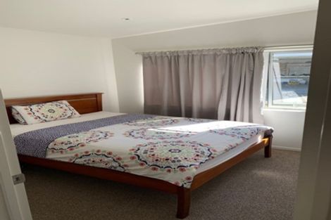 Photo of property in 37a Masterton Road, Rothesay Bay, Auckland, 0630