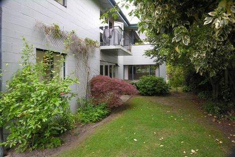 Photo of property in 1/28 Glandovey Road, Fendalton, Christchurch, 8052